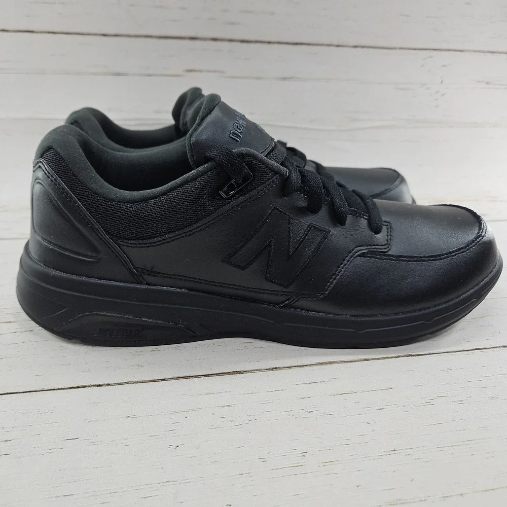 New Balance 813 Mens Size 10 D Black Leather Walking Shoes Sneakers MW813BK‎